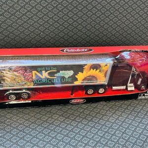 New-Ray 379 Peterbilt Tractor Trailer NC North Carolina State Agriculture truck